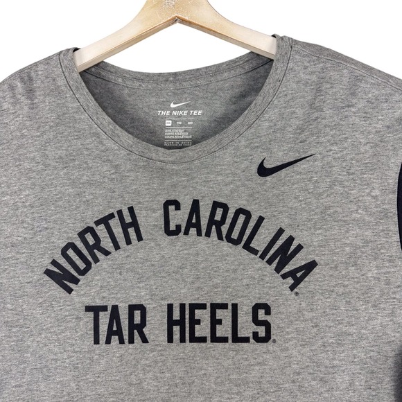 Nike Other - North Carolina‎ Tar Heels Shirt Mens XXL Gray Black NCAA College Basketball Nike
